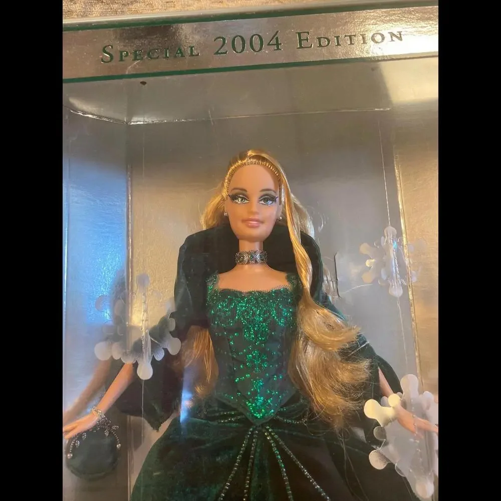 2004 holiday Celebration Barbie‎